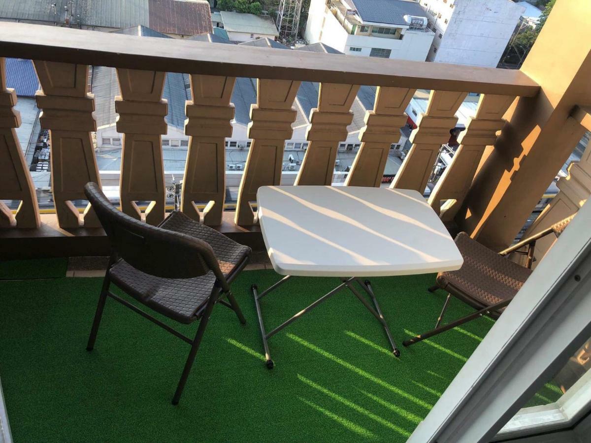 Pine Crest Condominium 마닐라 외부 사진